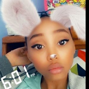 Meet your Posher, Mikele